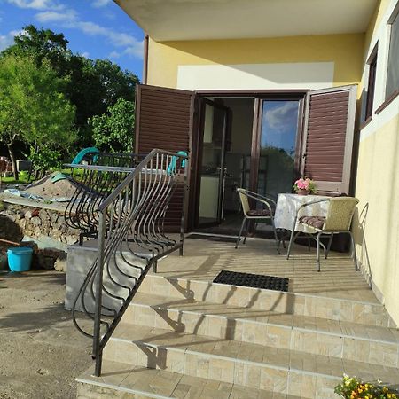 Apartmani Melia Marčelji Exterior foto