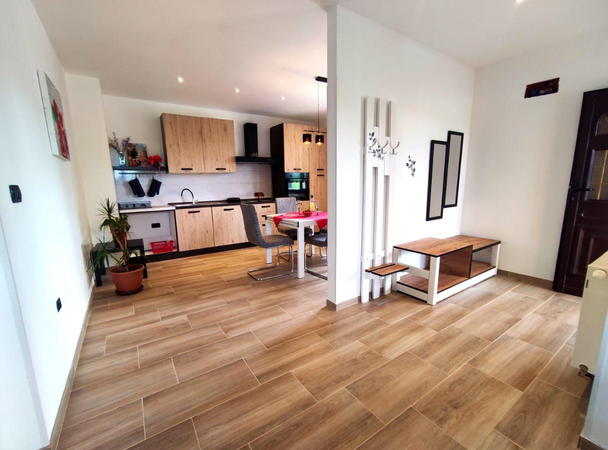 Apartmani Melia Marčelji Exterior foto